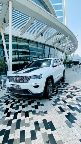 صورة 4 لـ 2018 JEEP GRAND CHEROKEE L