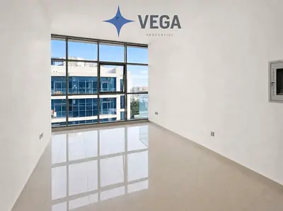 SPACIOUS1 BR |READY to MOVE IN | POOL & PARK VIEW