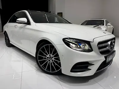 Mercedes-Benz E 300 2020 GCC Specs - Excellent Condition