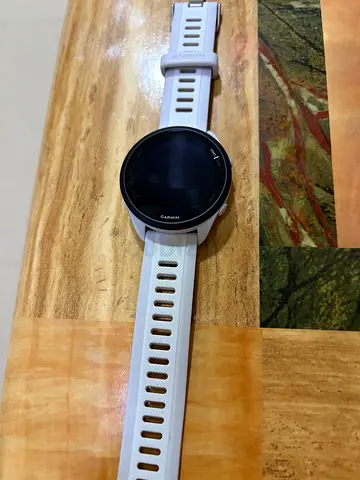 White Garmin-style GPS Sports Smartwatch - Used