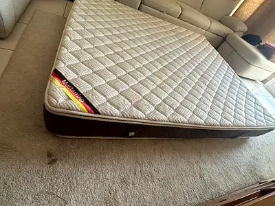 Good condition double mattress (used) - comfortable foam spring