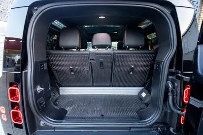 2024 LAND Rover DEFENDER — фото 9