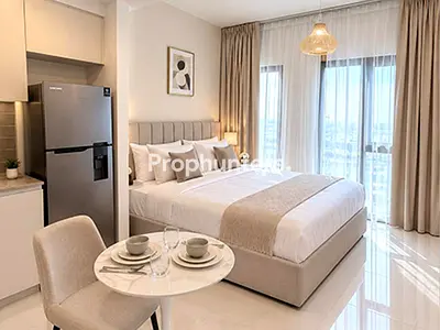 Spacious Apartment | Boulevard View | Vacant