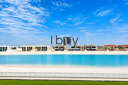 Beach access / Full Water View / Big Plot