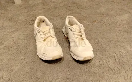 White men's athletic sneakers, gently used