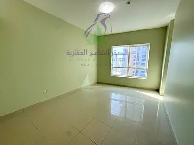 شقة فاخرة 4 غرف وصالة للإيجار في الخان مساحة ضخمة 2500 قدم مربع إطلالة بحرية مميزة فرصة مميزة للسكن في شقة واسعة وفاخرة بمنطقة الخان، بمساحة كبيرة تبل
