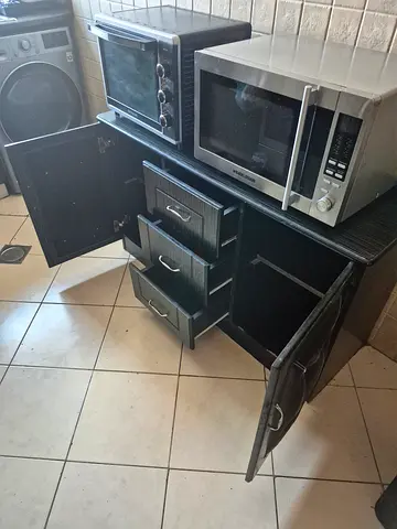 Kitchen Cabinet with shelves and drawers