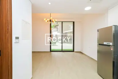 SPACIOUS STUDIO APARTMENT WITH BALCONY | GYM, POOL & PARKING | JUMEIRAH VILLAGE CIRCLE