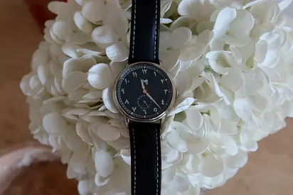 Minimalist Men's Quartz with Black Leather Strap