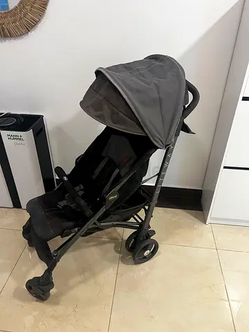 Lightweight umbrella stroller - good condition