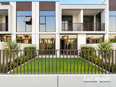 SINGLE ROW | NEAR POOL AND PARK | MORTGAGE READY