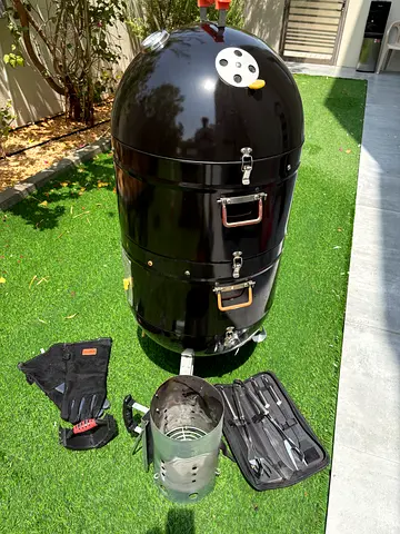 ProQ Excel BBQ Smoker – Large Charcoal Smoker + Accessories