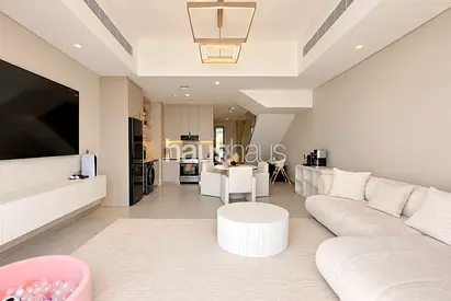 Single Row | VASTU | Premium Location