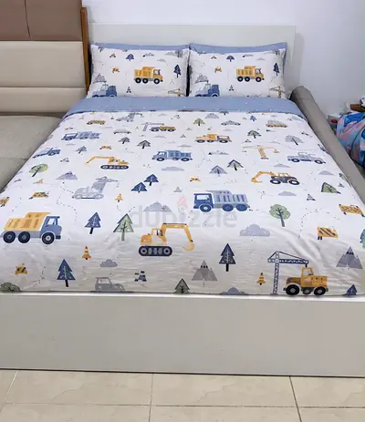 Kids bed 140* 180 cm -Themed Bedspread Set - Double (Used, Good Condition) with matrix