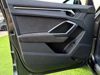 2022 AUDI RS Q3 photo 15