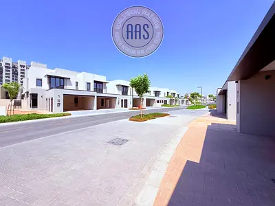 Brand new 3bedroom townhouse villa with maid room in jebel Ali village Dubai