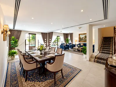 Spacious Family Living | Pool & Landscaped Garden
