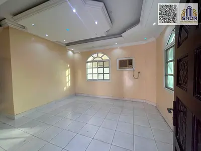 طابق 3 غرف وصالة بمدخل خاص وحوش كبير بالمويهات 2