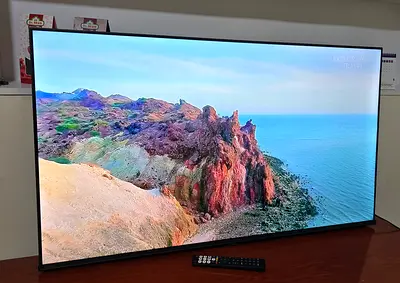 Smart UHD TV