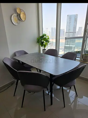 Dinning Table