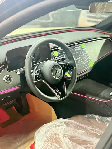 2025 Mercedes-BENZ E-CLASS 缩略图 4