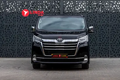 Toyota Granvia 2020 Premium | GCC Specs | Low Mileage | Luxury 6-Seater