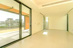 PRIME LOCATION | READY TO MOVE IN | SINGLE ROW