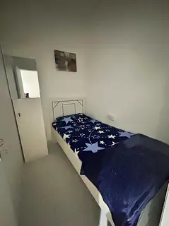 ROOM WITH PARTITION AVAILABLE IN DEIRA MUTEENA NEAR ABUBAKER METRO STATION