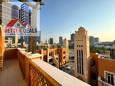شقة مشرقة بغرفتي نوم | الصيف 1 JVC | شرفة مطلة على وسط المدينة