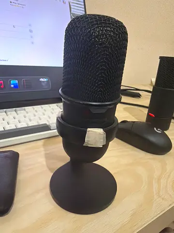 HyperX SoloCast Desktop USB Condenser Microphone with Stand - Good Condition