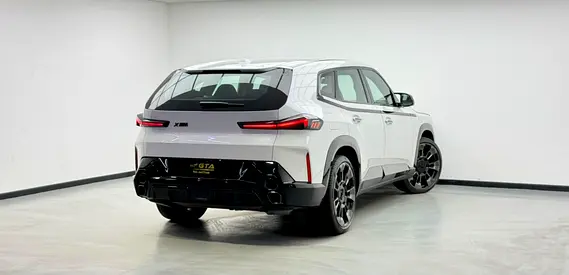 2023 BMW XM photo 4