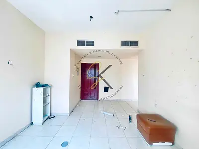 Lavish 1 BHK ~ With Balcony ~ Full Family Building ~ On Road side Building ~ With Control AC *
