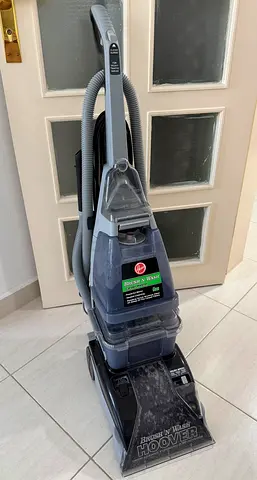 Hoover Brush 'N' Wash Carpet Washer - like new condition