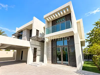 5BR Villa | Unfurnished | Vacant | Large Plot