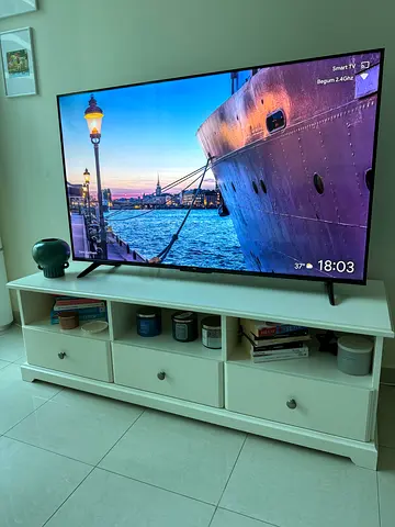 55-inch LED Smart TV in Excellent Condition