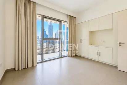 Burj Khalifa View | Ready to Move in | Unfurnished