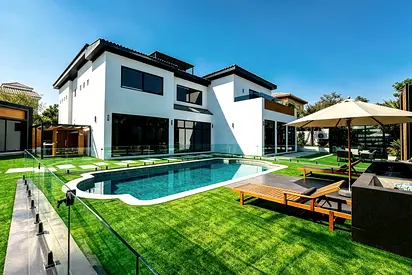 Luxurious | Fully Upgraded| Fully Furnished