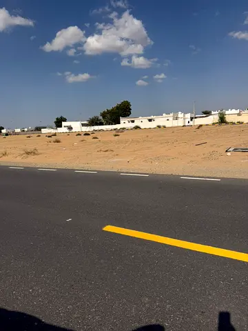 للبيع أرضان متجاورتان – موقع مميز واستراتيجي
