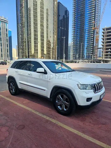 Well Maintained 2011 Jeep Cherokee Laredo - American Specs