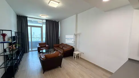 SMART HOME I SPACIOUS I PRIME LOCATION
