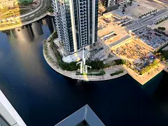 Spacious Corner Unit | Lake View | Near to Metro