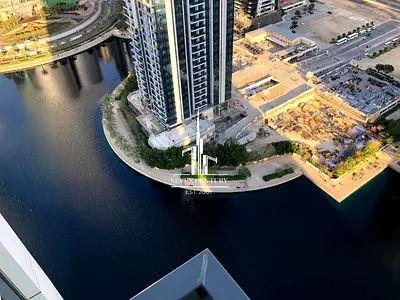 Spacious Corner Unit | Lake View | Near to Metro