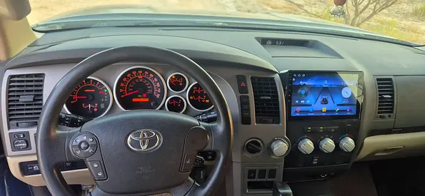 2011 Toyota TUNDRA 照片 2