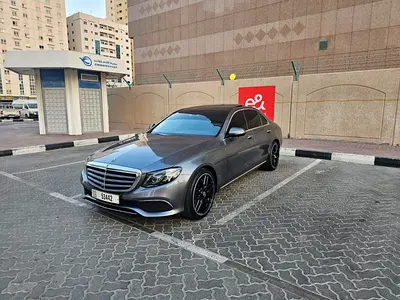 2019 Mercedes-BENZ E-CLASS photo 6