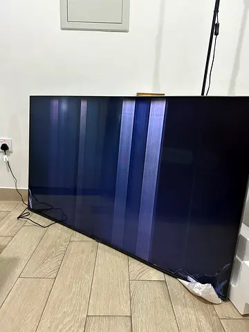 Samdung tv damaged 58 inch model 2021