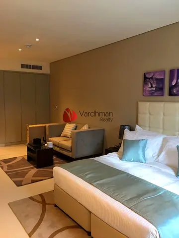 FULLY FURNISHED | SPACIOUS | VACANT