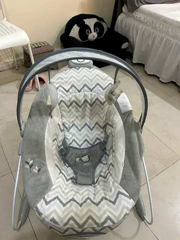 Ingenuity baby bouncer - with music system