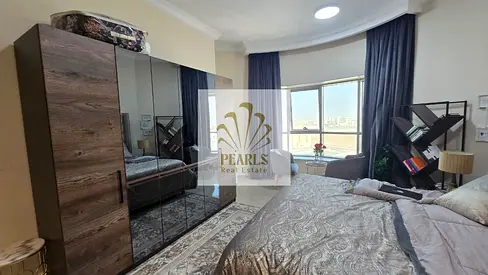 An excellent ownership opportunity in Conquer Tower: a 3-bedroom apartment with a living area, spanning 2,266 square feet and featuring an open view,