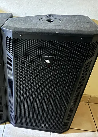Used JBL 4 Large Dual-Woofer Professional Speaker Cabinet - Good Condition & 8 top speakers