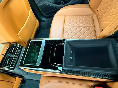 2022 AUDI S8 thumbnail 17